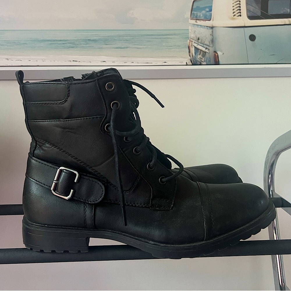 Nevada combat boots leather lace up winter fall moto biker black silver classy